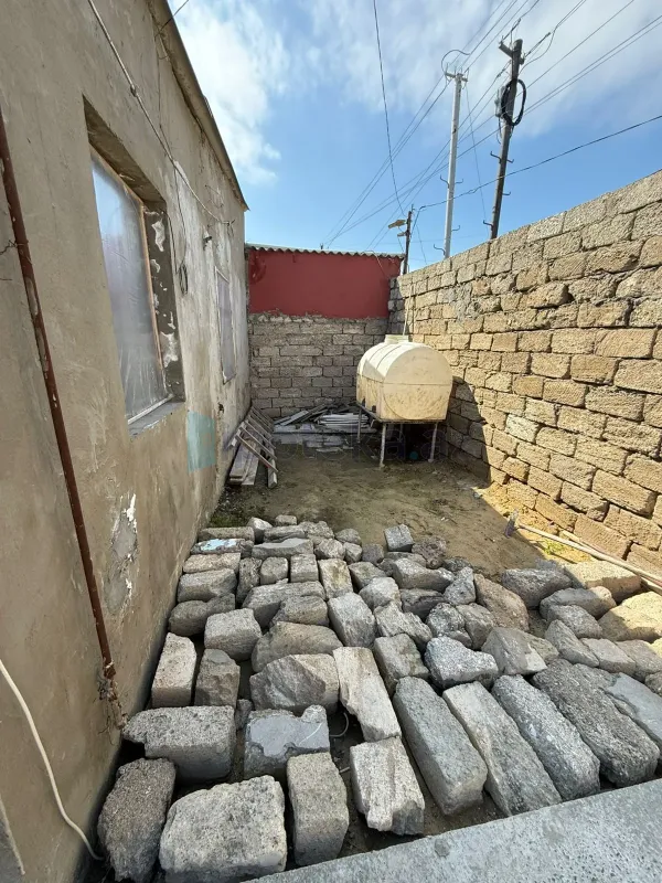 Satılır 3 otaqlı həyət evi 50 m²