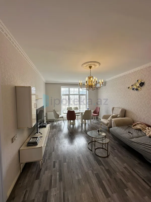 Satılır 4 otaqlı həyət evi 140 m²