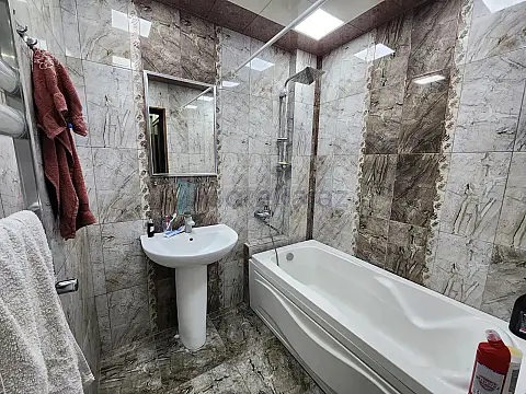 Satılır 3 otaqlı yeni tikili 89 m²