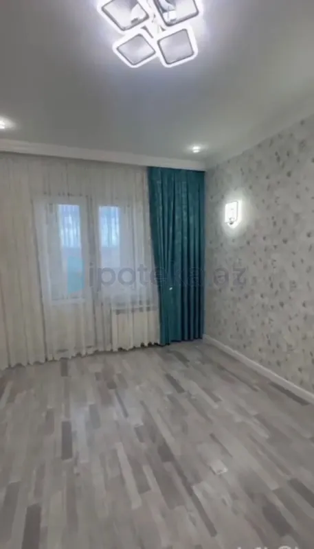 Satılır 3 otaqlı köhnə tikili 70 m²