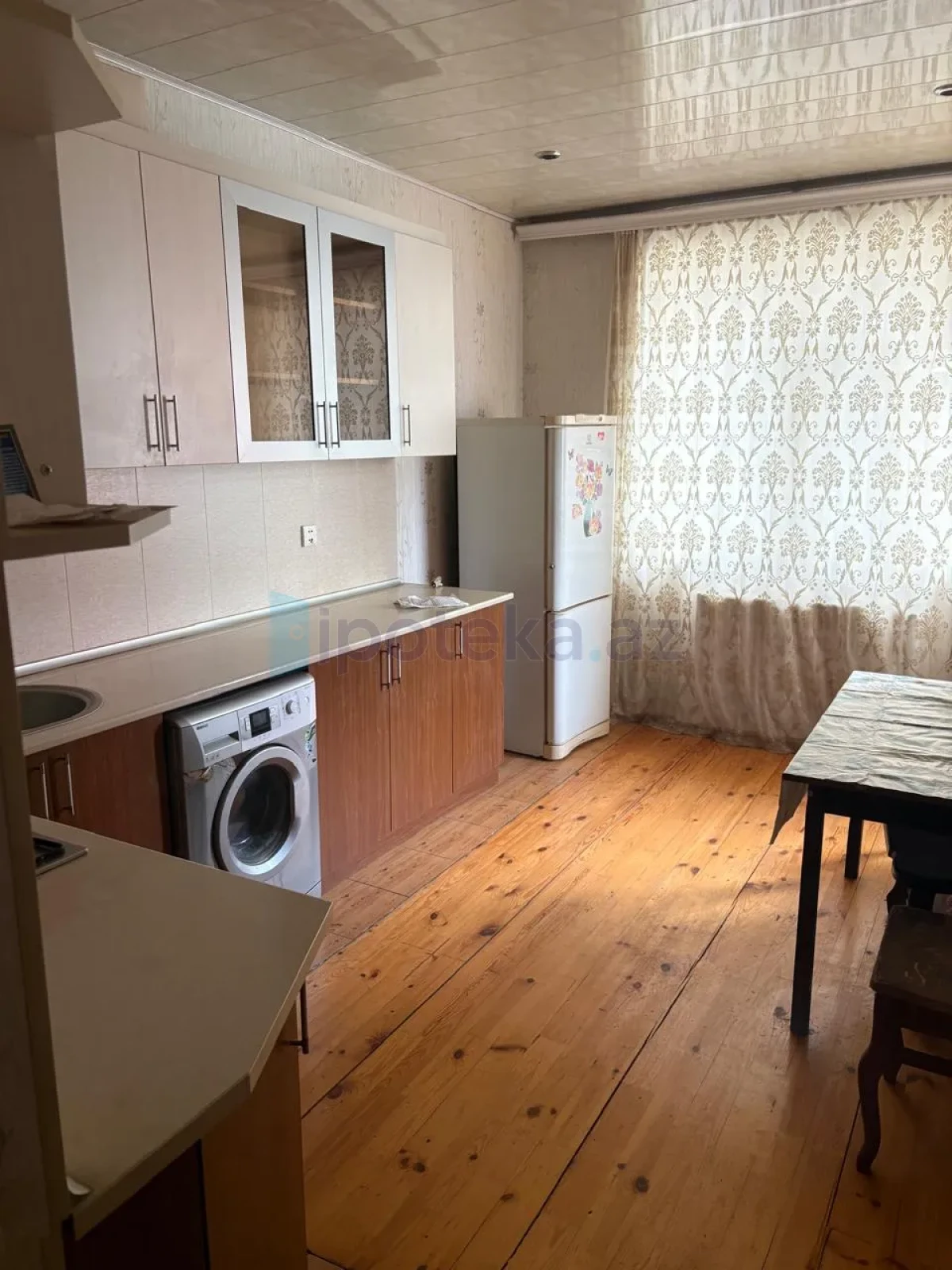 Satılır 2 otaqlı yeni tikili 70 m²