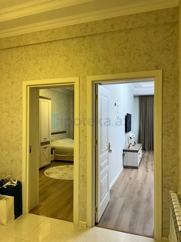 Satılır 2 otaqlı yeni tikili 70 m²