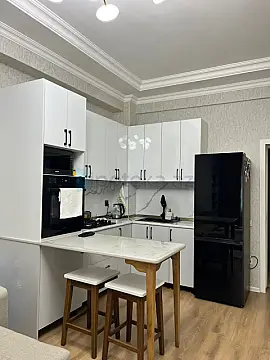 Satılır 2 otaqlı yeni tikili 70 m²