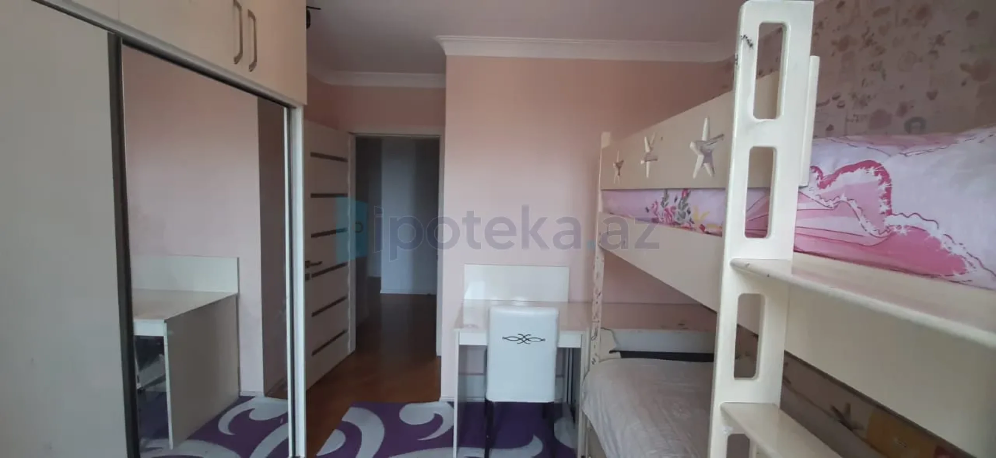 Satılır 3 otaqlı köhnə tikili 70 m²