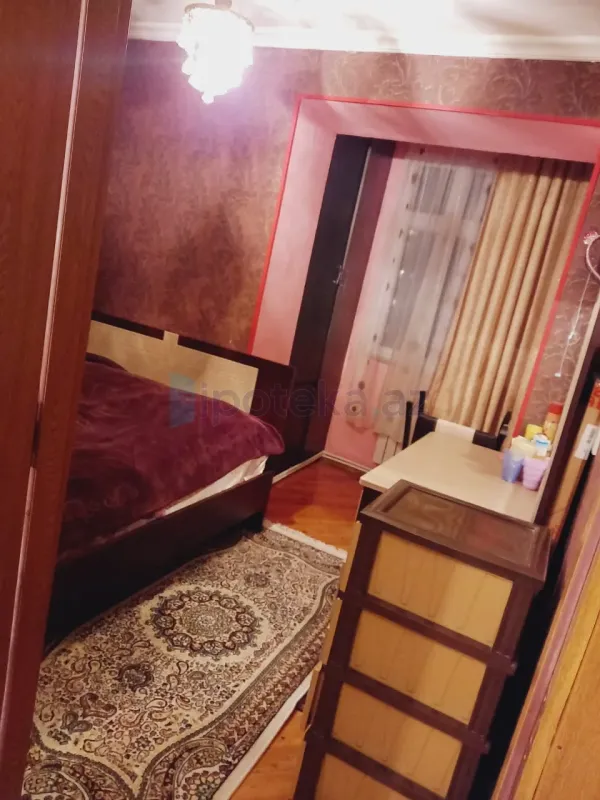 Satılır 3 otaqlı köhnə tikili 45 m²