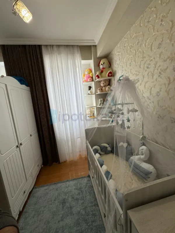 Satılır 3 otaqlı yeni tikili 60 m²