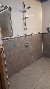 Satılır 2 otaqlı yeni tikili 76 m²