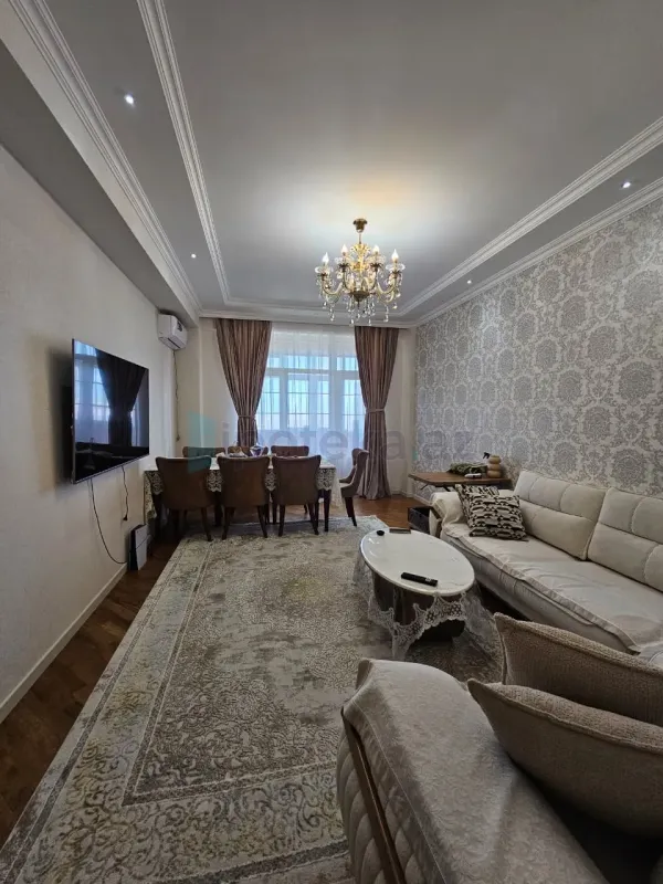 Satılır 3 otaqlı yeni tikili 106 m²