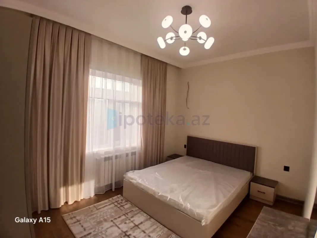 Satılır 4 otaqlı həyət evi 180 m²