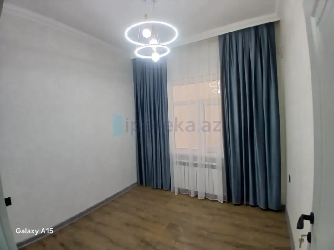 Satılır 4 otaqlı həyət evi 180 m²