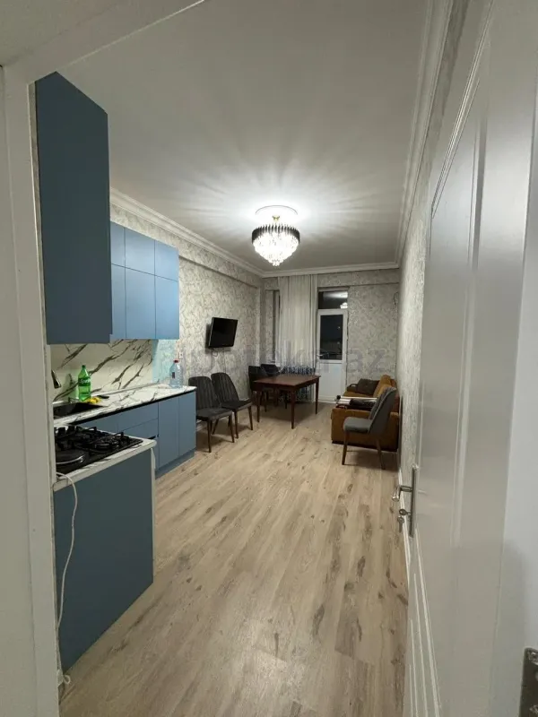 Satılır 2 otaqlı yeni tikili 75 m²