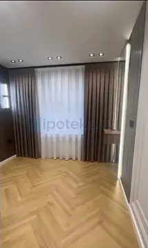 Satılır 2 otaqlı köhnə tikili 45 m²