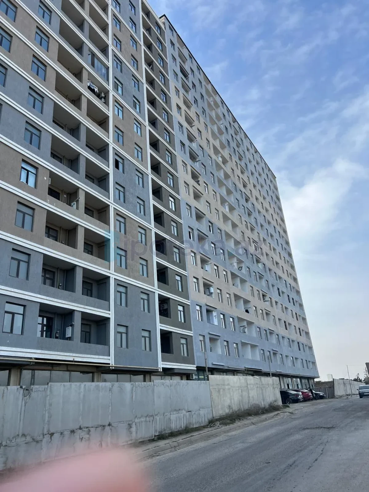 Satılır 2 otaqlı yeni tikili 71 m²