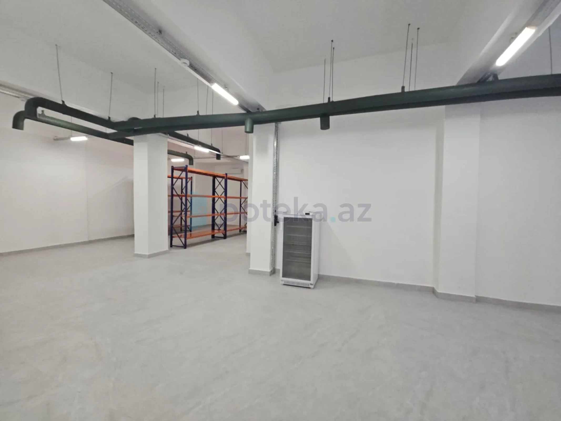 Satılır 3 otaqlı obyekt 220 m²
