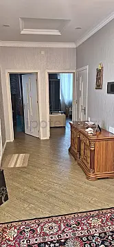 Satılır 8 otaqlı həyət evi 142 m²