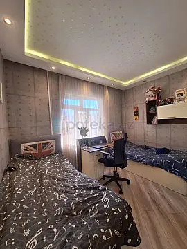 Satılır 3 otaqlı köhnə tikili 80 m²