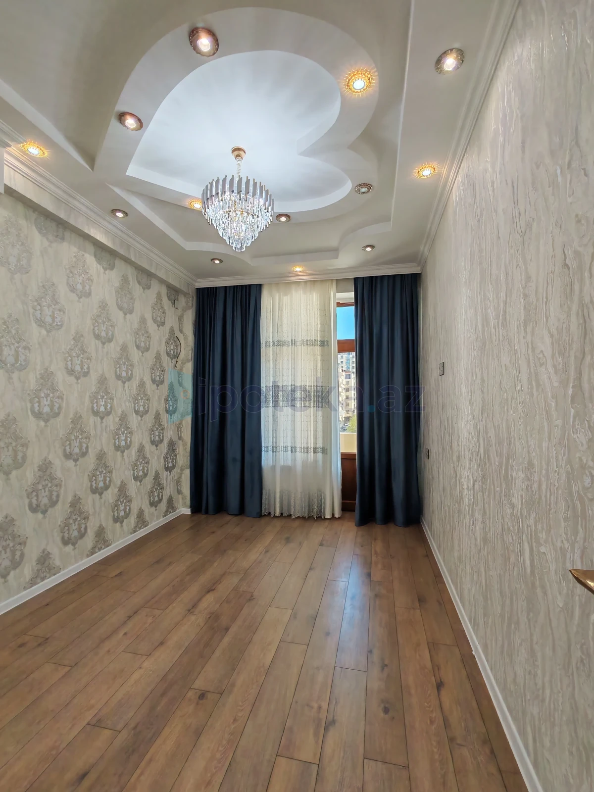 Satılır 2 otaqlı yeni tikili 60 m²