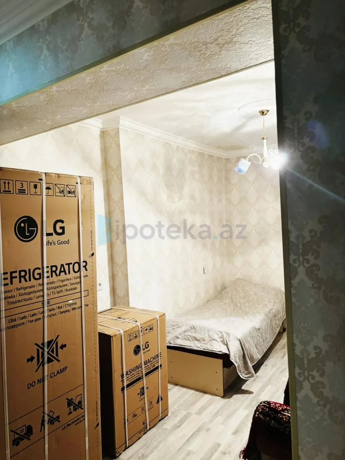 Satılır 4 otaqlı köhnə tikili 100 m²