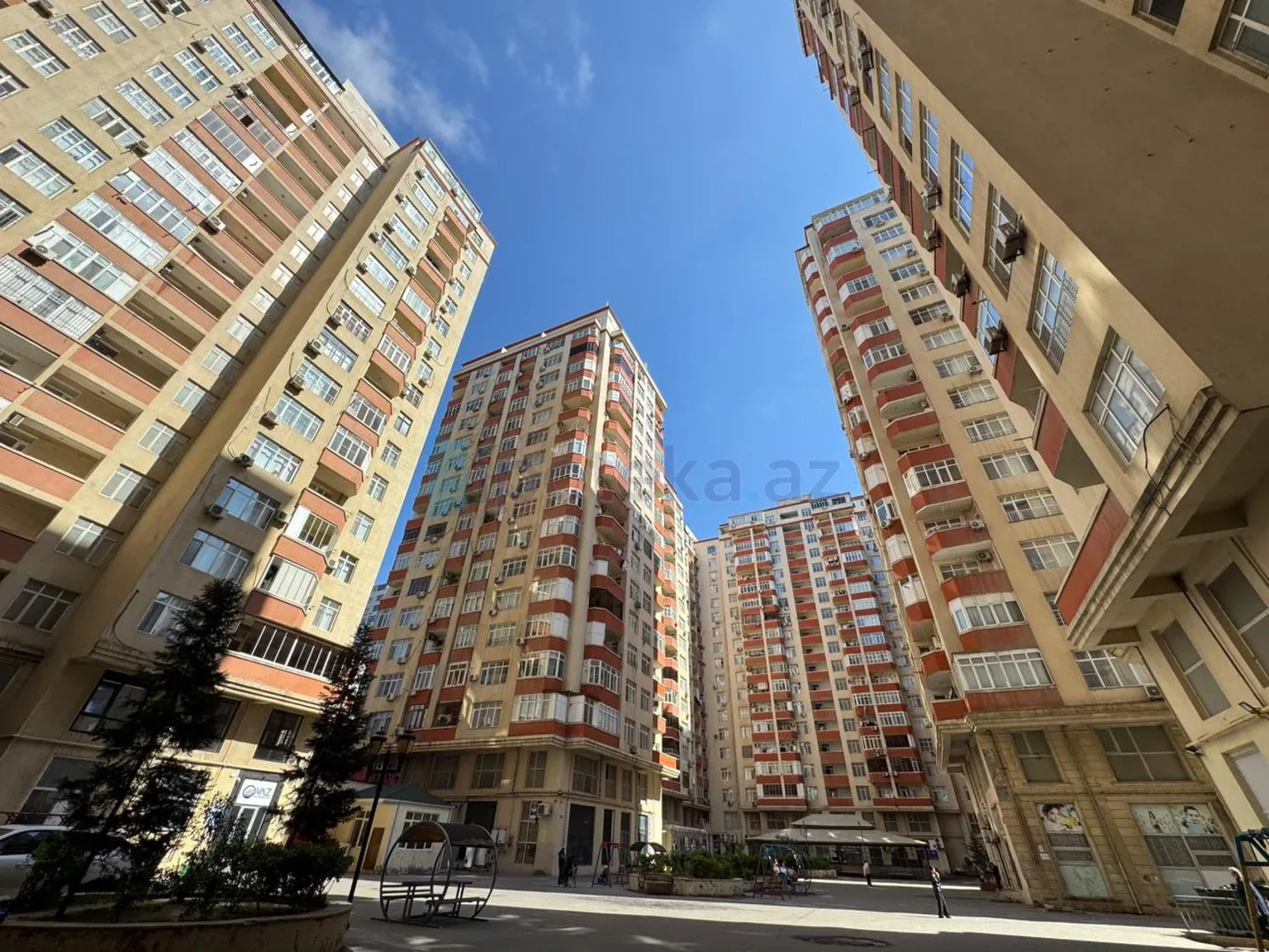Satılır 2 otaqlı yeni tikili 94 m²