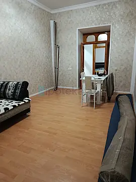 Satılır 2 otaqlı həyət evi 65 m²
