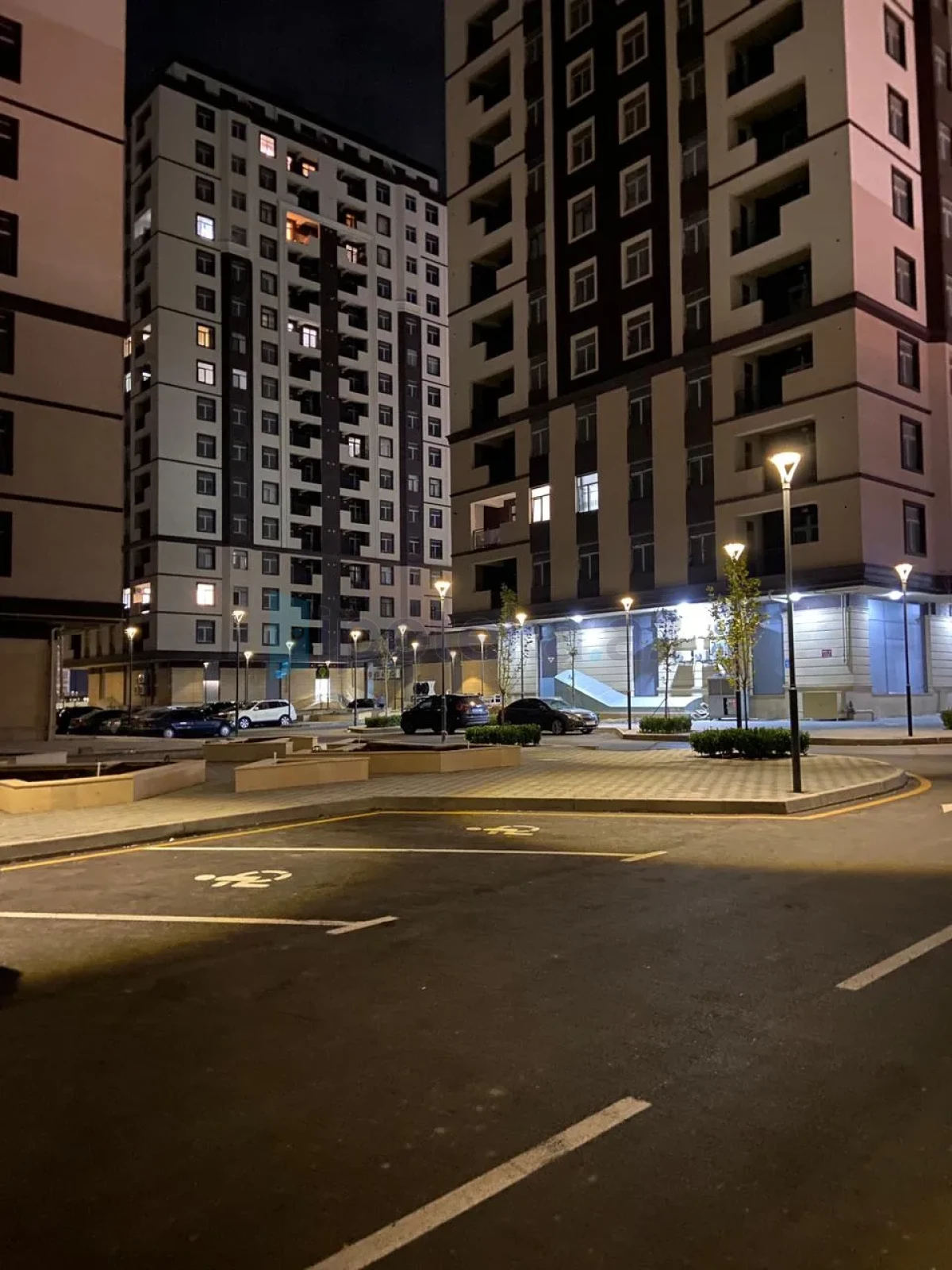 Satılır 2 otaqlı yeni tikili 63 m²