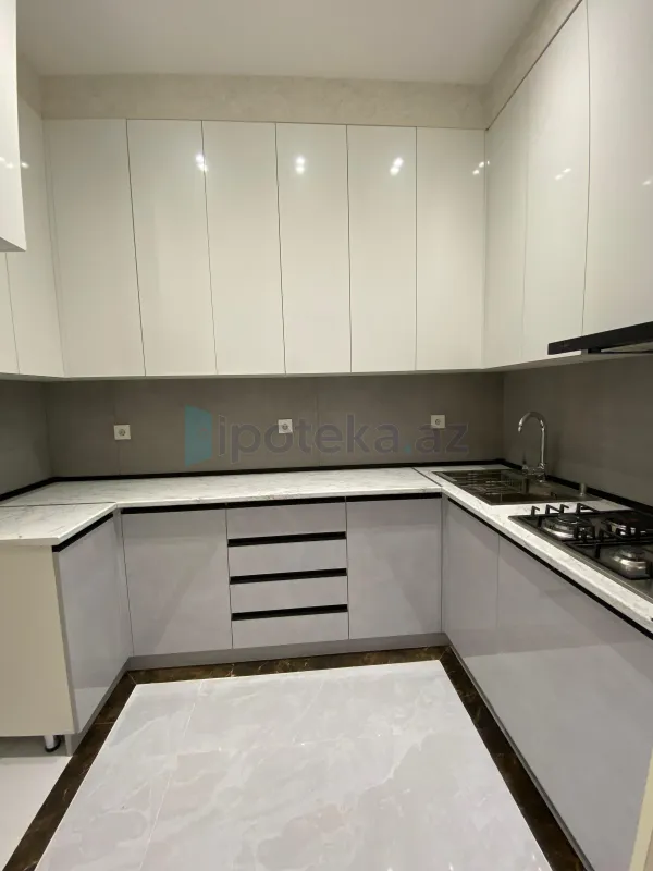 Satılır 2 otaqlı yeni tikili 63 m²