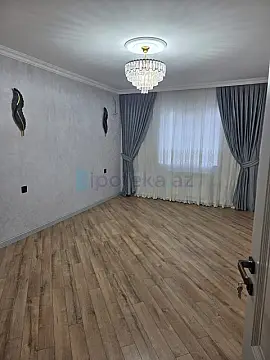 Satılır 3 otaqlı köhnə tikili 100 m²