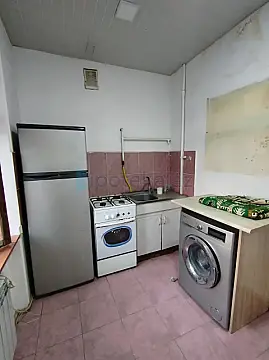 Satılır 2 otaqlı köhnə tikili 50 m²