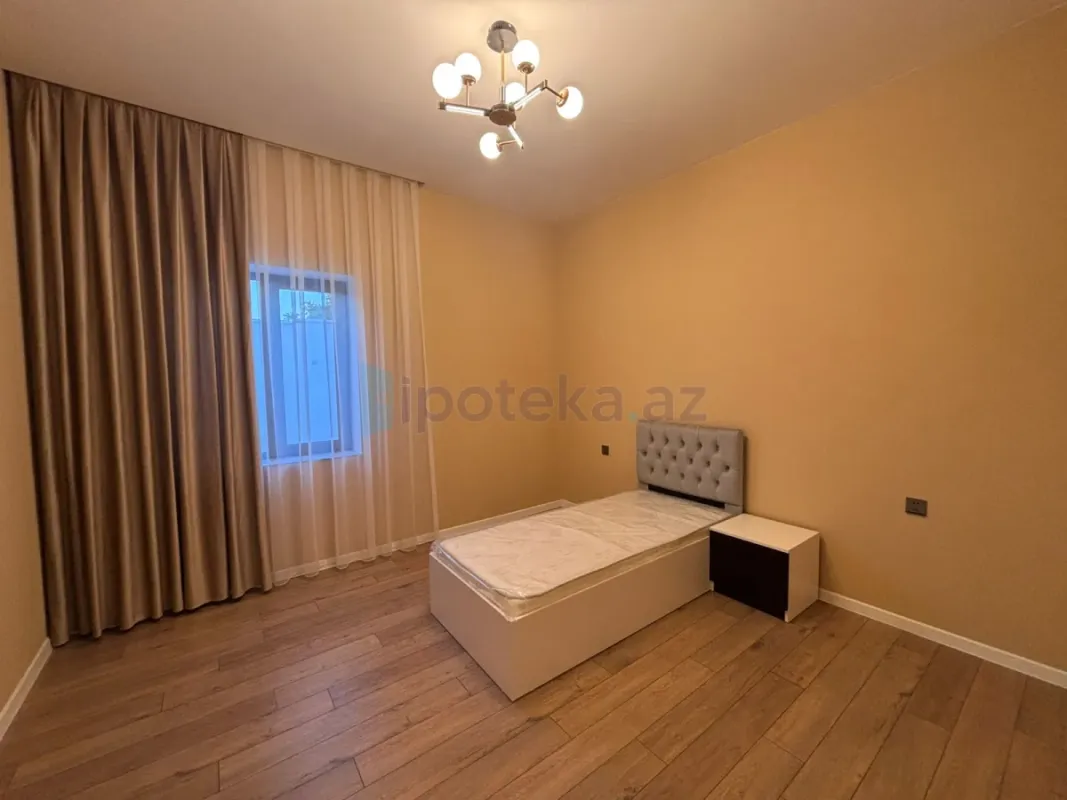 Satılır 4 otaqlı mənzil 170 m²
