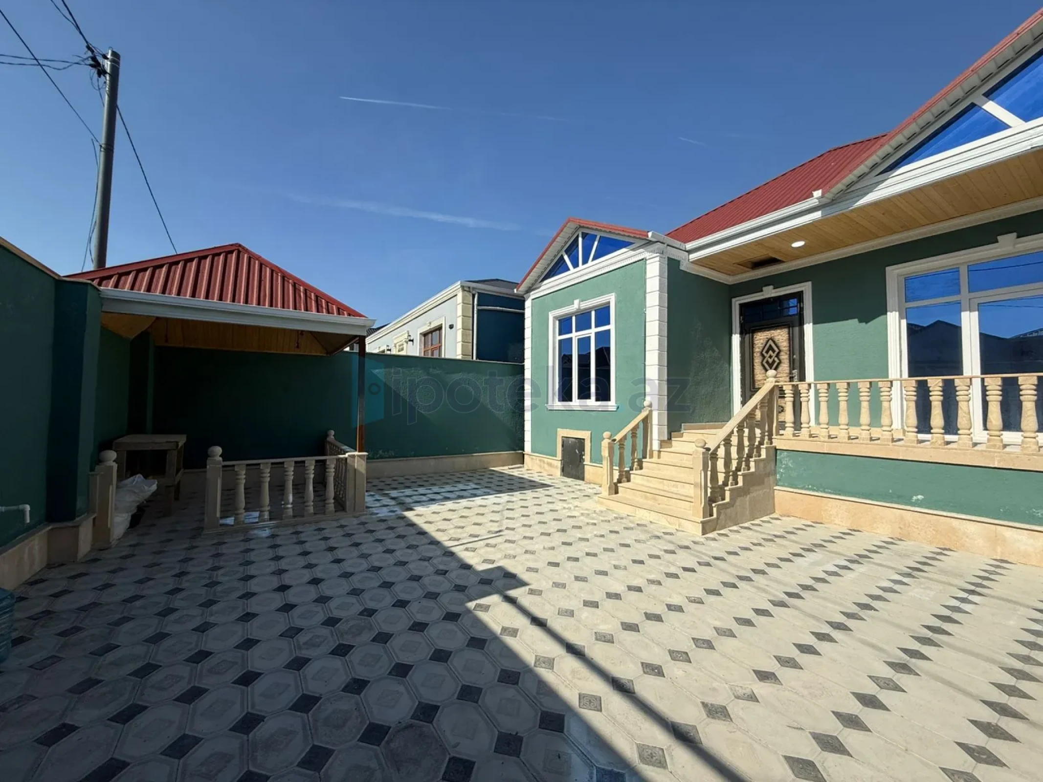 Satılır 4 otaqlı həyət evi 80 m²