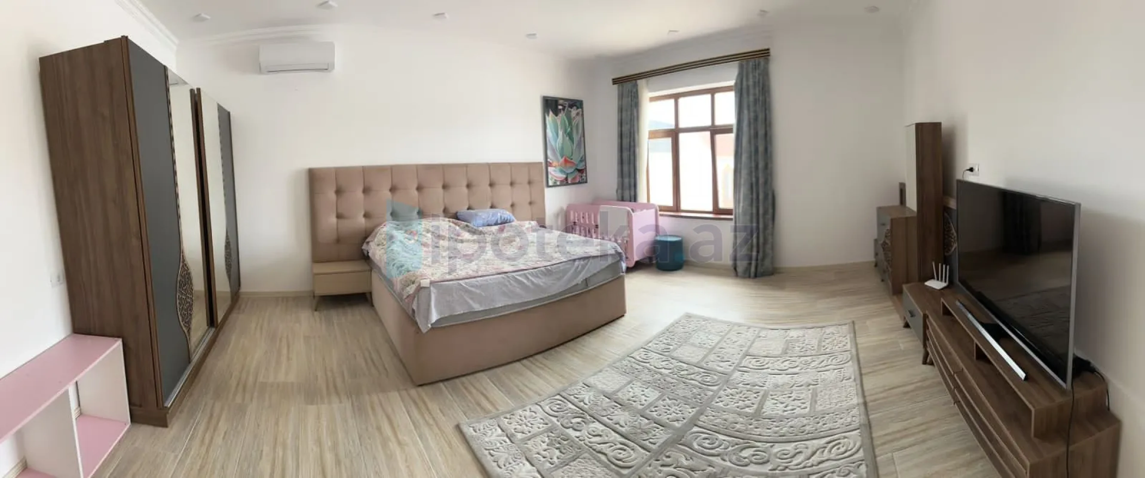 Satılır 5 otaqlı obyekt 300 m²