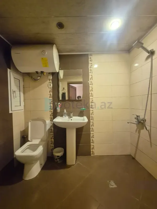 Satılır 2 otaqlı yeni tikili 82 m²