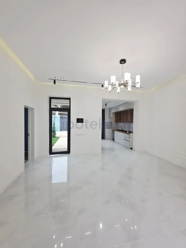 Satılır 4 otaqlı mənzil 145 m²