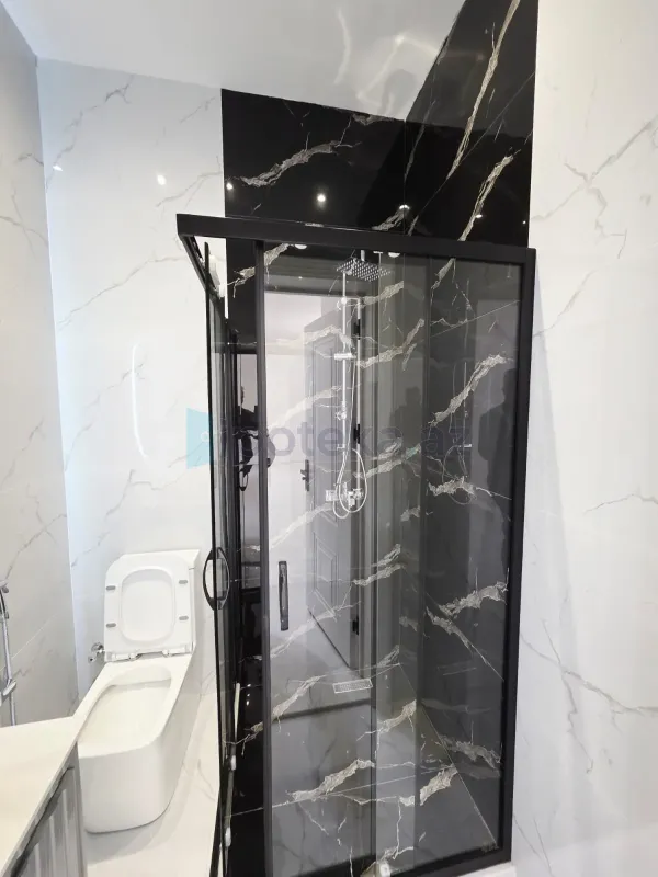 Satılır 4 otaqlı mənzil 145 m²