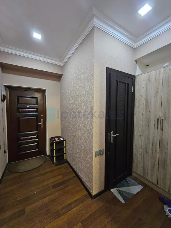 Satılır 3 otaqlı yeni tikili 72 m²