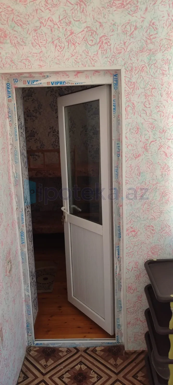 Satılır 3 otaqlı yeni tikili 75 m²