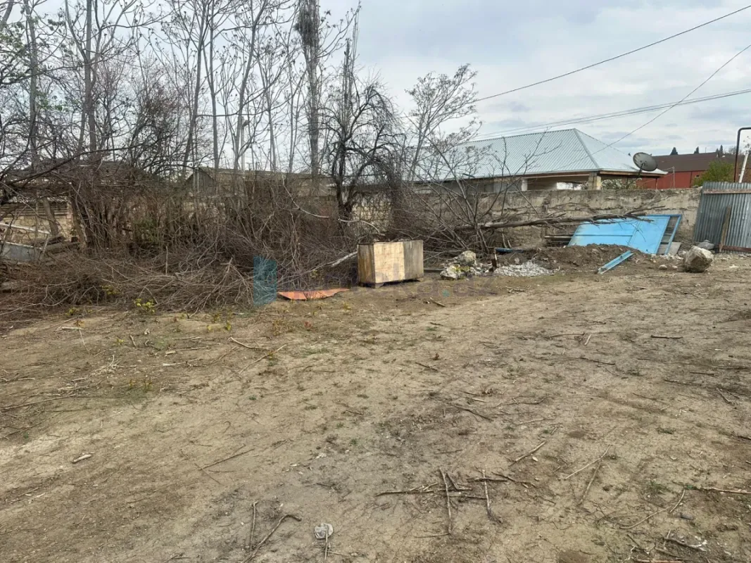 Satılır torpaq sahəsi 1000 m²