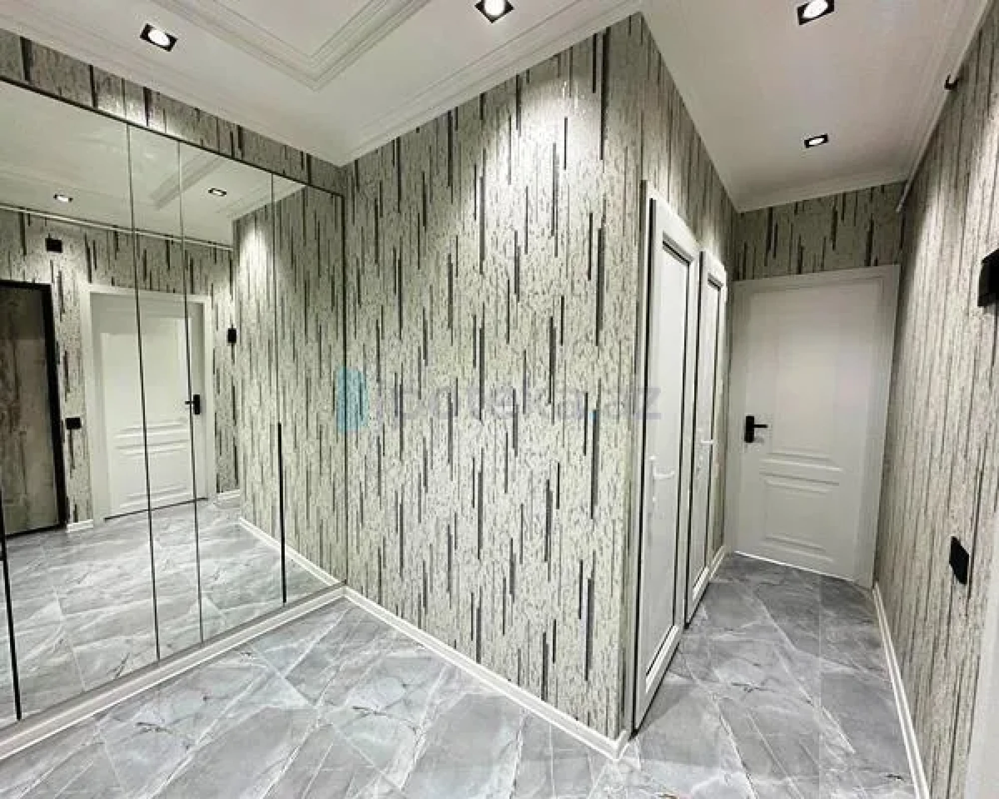 Satılır 2 otaqlı köhnə tikili 60 m²