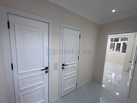 Satılır 4 otaqlı köhnə tikili 105 m²