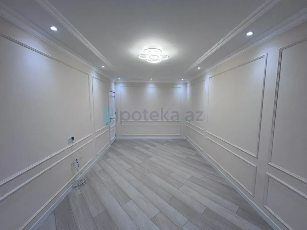 Satılır 4 otaqlı köhnə tikili 105 m²