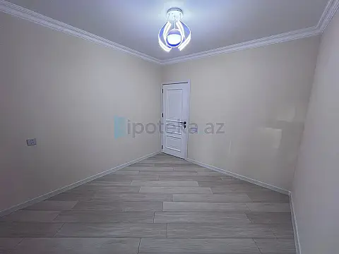 Satılır 4 otaqlı köhnə tikili 105 m²