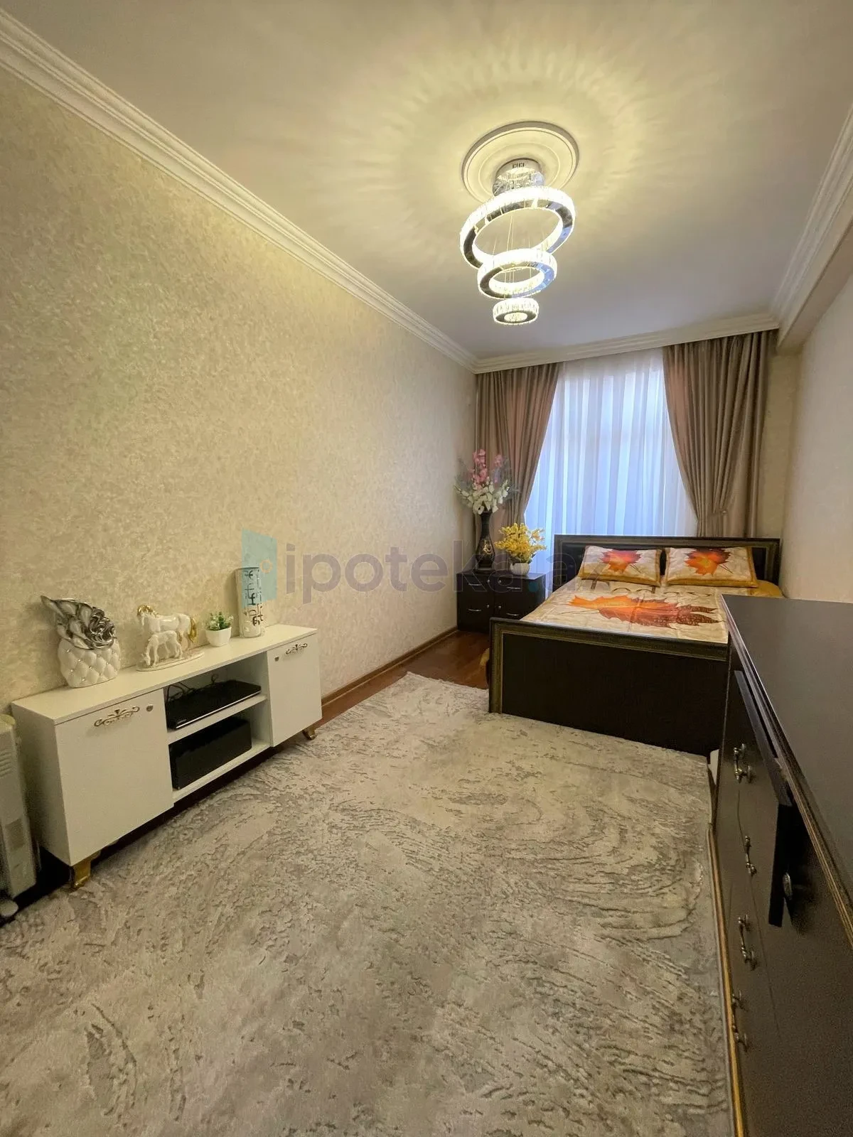 Satılır 2 otaqlı yeni tikili 78 m²
