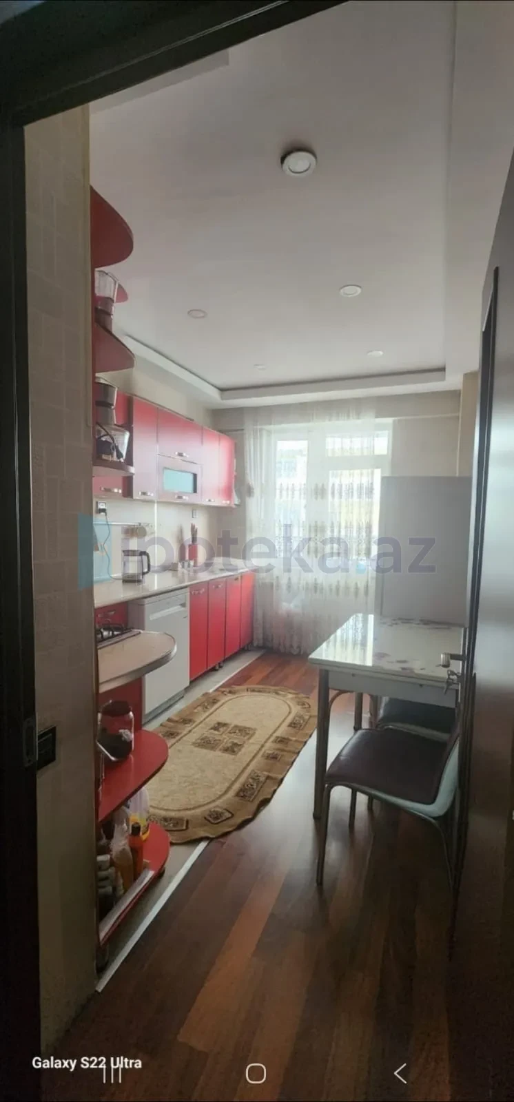 Satılır 3 otaqlı yeni tikili 80 m²