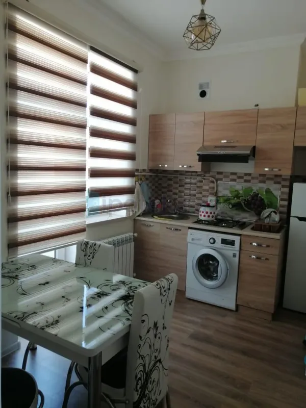 Satılır 3 otaqlı yeni tikili 80 m²