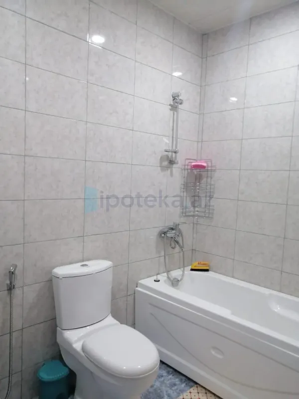 Satılır 3 otaqlı yeni tikili 80 m²