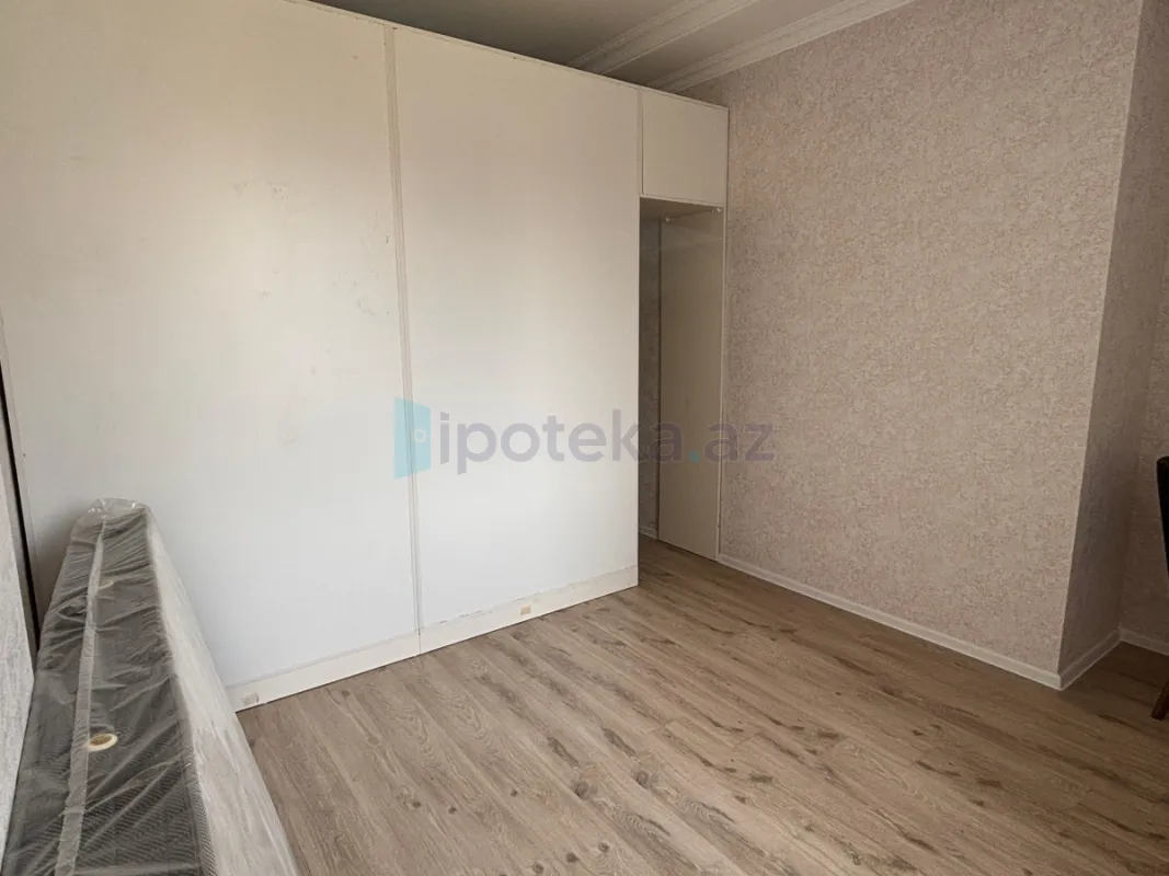 Satılır 2 otaqlı yeni tikili 75 m²