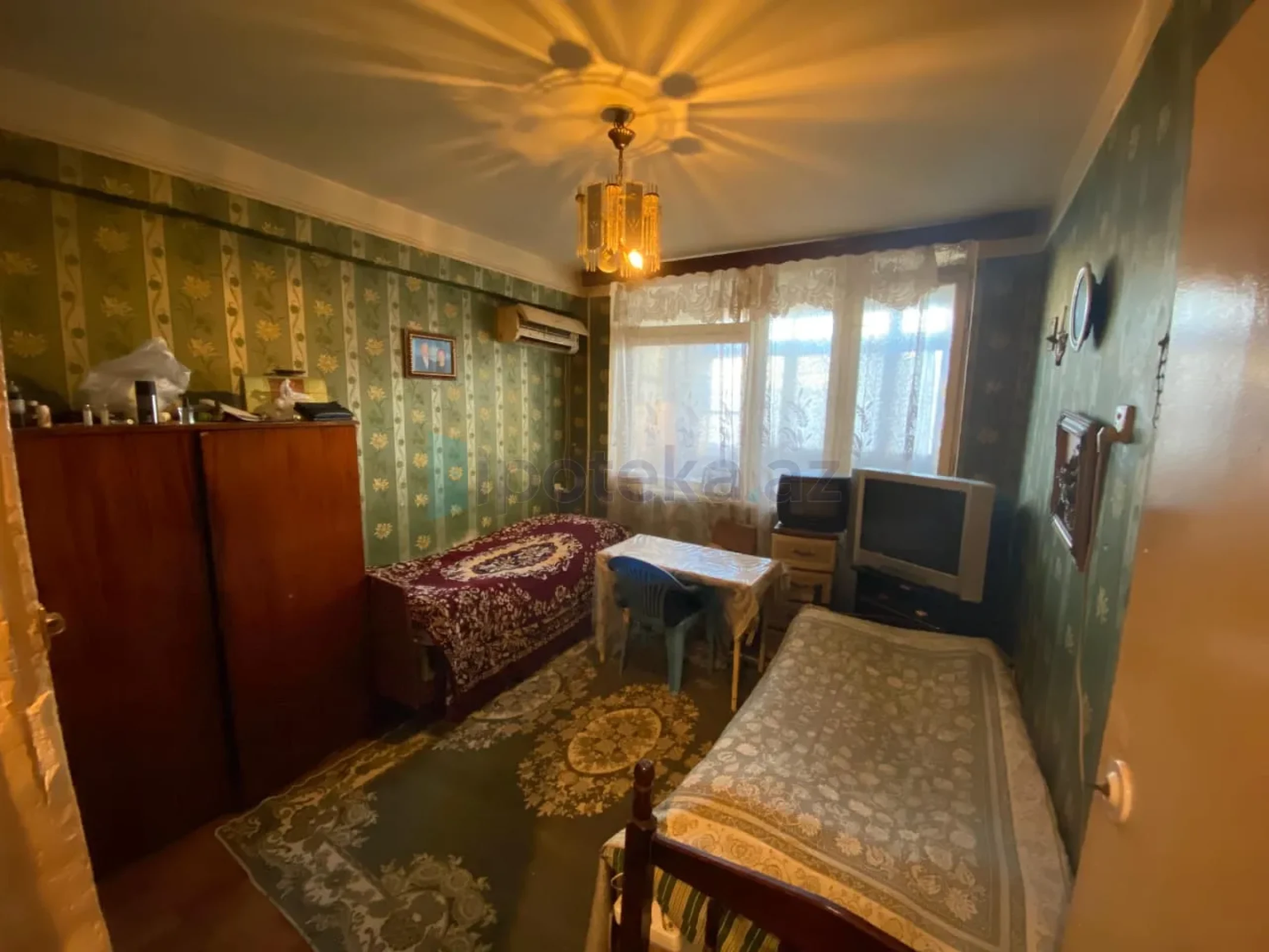 Satılır 2 otaqlı köhnə tikili 38 m²