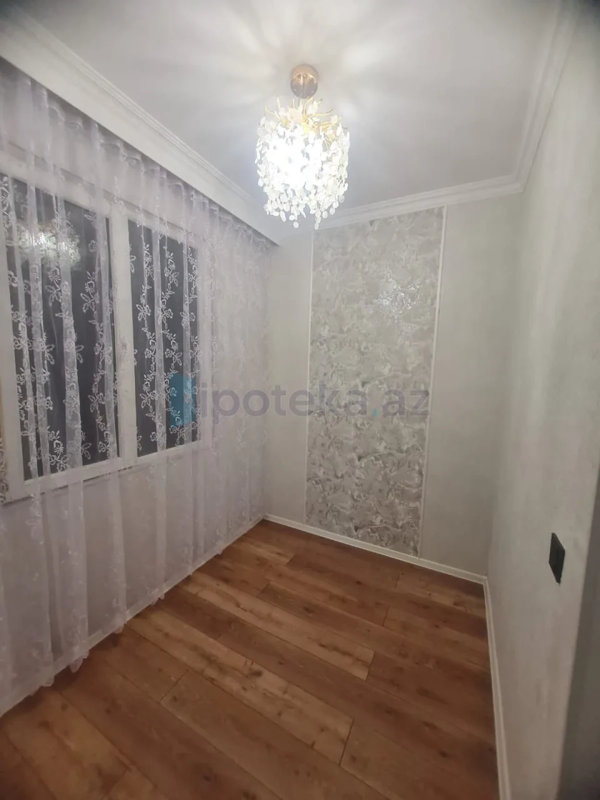 Satılır 2 otaqlı köhnə tikili 35 m²