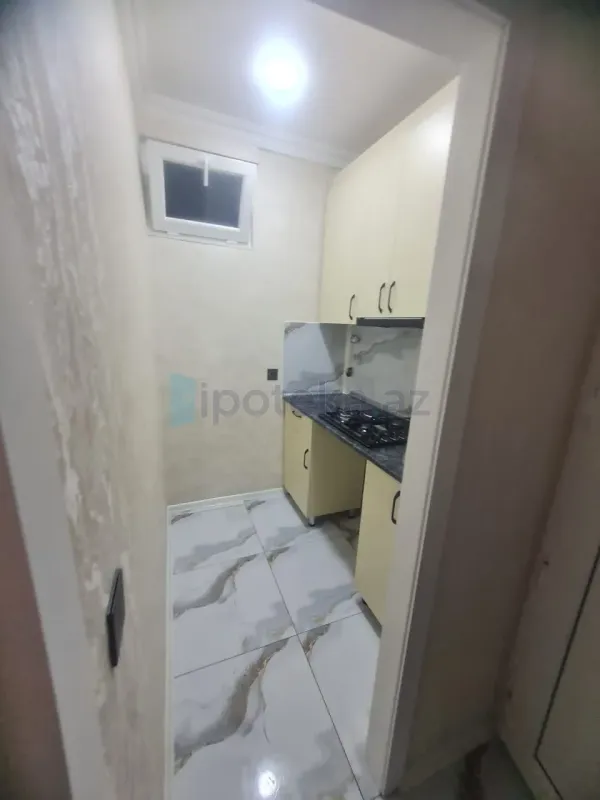 Satılır 2 otaqlı köhnə tikili 35 m²