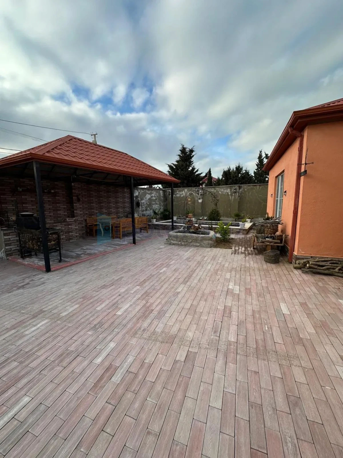 Satılır 3 otaqlı həyət evi 80 m²